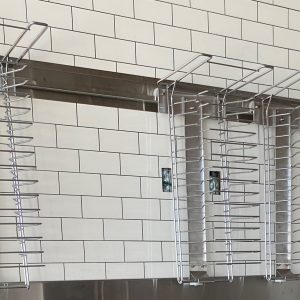 PIZZA WALL TRACK 60" LONG